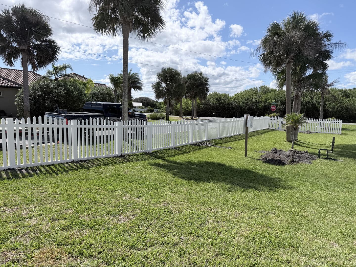Professional fence installation by SmoothFenceUSA in Palm Coast, Florida